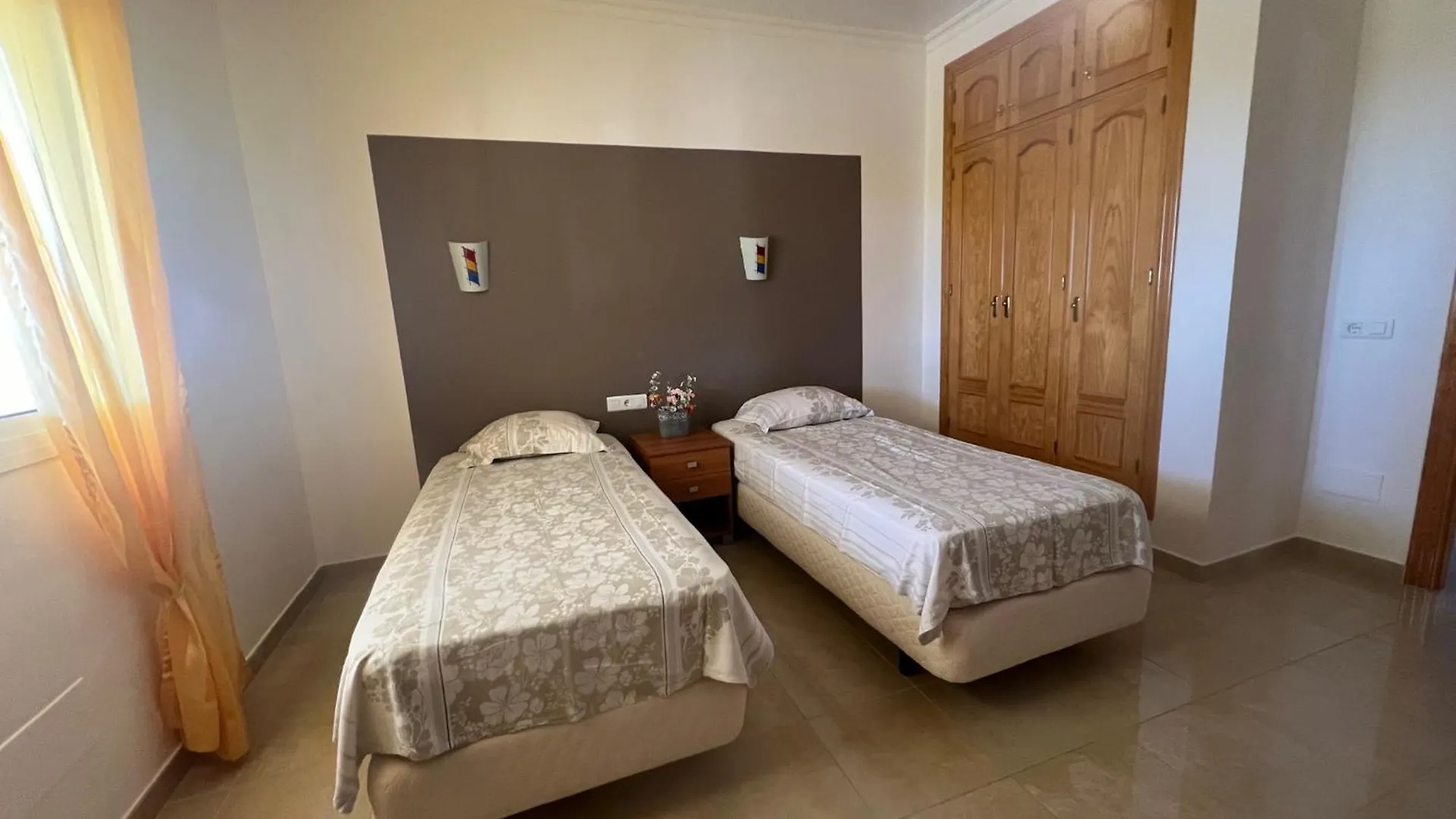 Villa Camakini With Heated Pool And Sea View Arenas