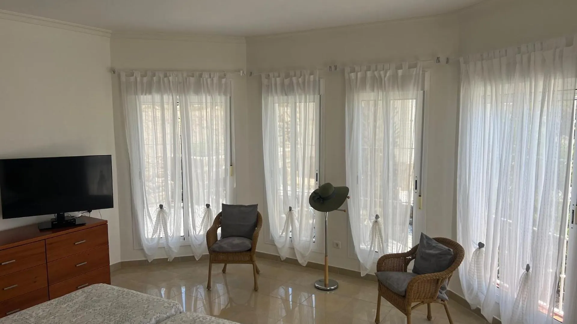 Villa Camakini With Heated Pool And Sea View Arenas