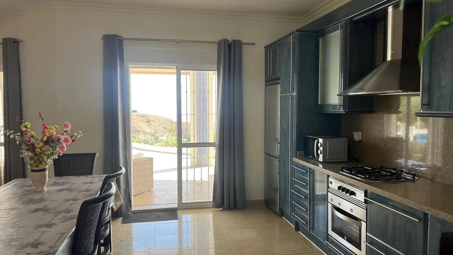Villa Camakini With Heated Pool And Sea View Arenas  0*, Arenas (Malaga) Spain